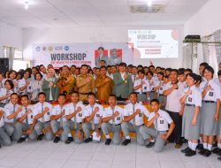 Wakil Bupati Buka Workshop Kiat Masuk PTN dan Public Speaking di Humbahas
