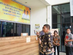 Sambangi Dinas PMPTSP, Bupati Simalungun Minta ASN Lebih Inovatif dan Jaga Kebersihan