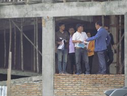 Bupati Humbahas Tinjau Progres Pembangunan PLUT di Doloksanggul