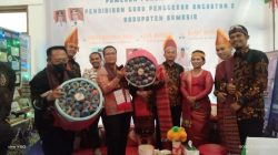 Bupati Samosir Buka Lokakarya 7 Panen Hasil Belajar Calon Guru Penggerak Angkatan 8 Kabupaten Samosir.