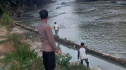 Polsek Bangun Bantu Evakuasi Anak Berusia 5 Tahun Meninggal Tenggelam di Sungai Bah Bolon Simalungun