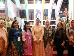 Dekranasda Humbahas Pameran Inacraft di JCC Senayan