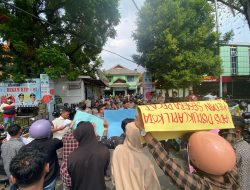 Pungli KTP, DPW PPM SUMUT Demo Disdukcapil Kota Medan