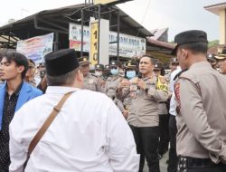 Kapolres Polres Pematangsiantar Turun Temui Massa Aksi Unras