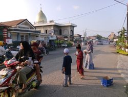 Antusiasme Anak-Anak Ikut Pesantren Kilat dan Bagi-Bagi Takjil di Madrasah Ibtidaiyah Swasta Terpadu AL-Ikhwan.