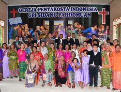 Bupati Samosir Ibadah Bersama Jemaat Gereja Pentakosta Indonesia (GPI) Dalam Rangka Memperingati Hari Pentakosta