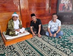 Kapolsek Tanah Jawa Kunjungi Pondok Persulukan Serambi Babusallam, Minta Doa Restu dan Berikan Bantuan Sembako