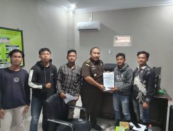 Diduga Lakukan gratifikasi  Desa Aek Buru Selatan,  Geram geruduk Kejari Labuhanbatu