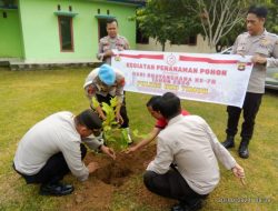 SAMBUT HUT BHAYANGKARA KE – 78 POLSEK BELITANG II ADAKAN KEGIATAN PENANAMAN POHON.