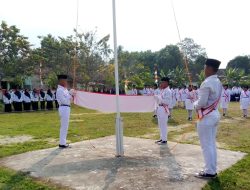 Upacara Penurunan Bendera Merah Putih HUT RI ke 79 Di Kecamatan Belitang Mulya Berjalan Dengan Lancar Dan Sukses.