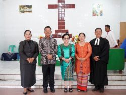 Bupati Simalungun dan Istri Laksanakan Ibadah Minggu Bersama Jemaat HKBP Jawa Maraja