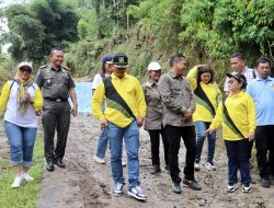 Giat Marharoan Bolon di Kecamatan Girsang Sipangan Bolon, Sekda Ajak Masyarakat Majukan Pariwisata Parapat Danau Toba