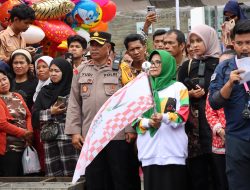 Wakapolres Pematangsiantar Dampingi Walikota Pelepasan Cabor Balap Sepeda Grup B Putri Jarak Pendek PON XXI