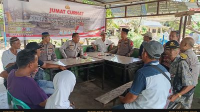 Polsek Tanah Jawa Gelar Kegiatan Jumat Curhat, Kompol Asmon Bufitra Ajak Warga Dukung Pemilukada 2024 yang Aman dan Damai