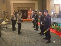 Polres Pematangsiantar Dampingi Detasemen Gegana Sat Brimob Polda Sumut Sterilisasi Tempat Debat Publik Calon Walikota dan Wakil Walikota Siantar