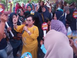 Perempuan di Dolok Batu Nanggar Antusias Menangkan RHS-AZI