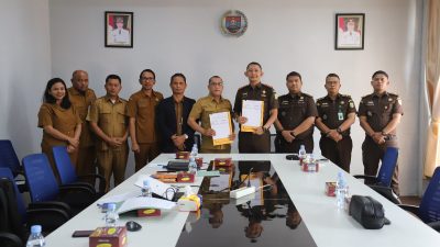 Bupati Bersama Kajari Laksanakan Serah Terima Rumah Dinas Kejari Humbahas