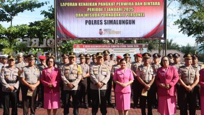 Kapolres Simalungun Pimpin Upacara Kenaikkan Pangkat 47 Personel dan Wisuda 4 Personel Purna Bakti