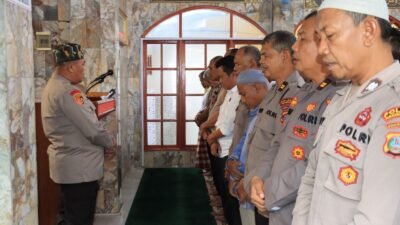 Polres Pematangsiantar Gelar Sholat Goib Bersama Penghormatan dan Doa untuk Personil Polda Lampung yang Meninggal