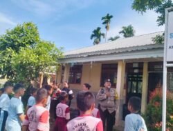 Bhabinkamtibmas Polsek Siantar Timur Sambangi SD Swasta HKBP Tomuan