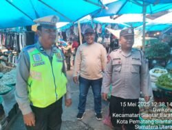 Pastikan Keamanan Pasar Horas,Kasub Sektor Pasar Horas Laksanakan Patroli Jalan Kaki Samapaikan Himbaun Antisipasi 3 C dan Premanisme