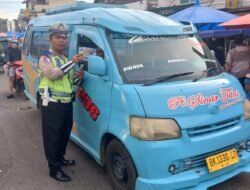 Antisipasi kemacetan, Sat Lantas Polres Pematangsiantar Berikan Himbauan dan Edukasi di Pasar Dwikora Parluasan