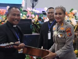 Kapolres Pematangsiantar Hadiri Perayaan Paskah Oikumen Tahun 2025