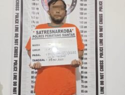 Polres Pematang Siantar Tangkap Pengedar Sabu dan Ganja Dirumahnya Gang Langgar