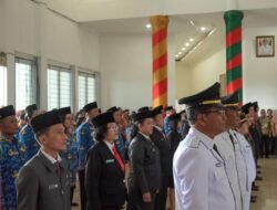 Bupati Lantik Pejabat di Kabupaten Humbahas, Ronald Nababan Camat Lintongnihuta
