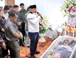 Camat Pamatang Silimahuta Meninggal Dunia, Bupati Simalungun: “Sosok Ketokohan Almarhum Bisa Menjadi Contoh Bagi Anak-anaknya