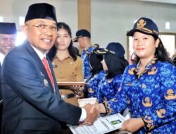 Serahkan SK dan Lantik 1.068 PPPK, Bupati Simalungun Minta Tingkatkan Disiplin Kerja dan Pelayanan Kepada Masyarakat