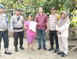 Polsek Sianțar Selatan Sambut Hari Bhayangkara ke 79, Berikan Bansos kepada Warga Membutuhkan