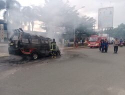 Kebakaran Satu Unit Angkot Sinar Beringin, Kapolsek Sianțar Martoba Tidak Ada Korban Jiwa