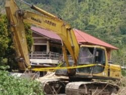 KAPOLRES SAMOSIR TIDAK BERYALI MENANGKAP PERUSAK RUMAH DARMA AMBARITA