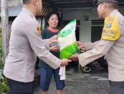 Melalui Jumat Berkah, Polsek Siantar Timur Bagikan Beras kepada Warga Membutuhkan