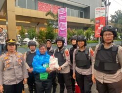 Tim Srikandi Polwan Polres Pematangsiantar Laksanakan Patroli Dialogis dan Sambangi Pengendara Ojek Online