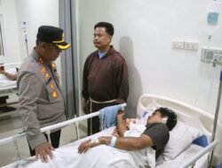 Kapolres Simalungun Besuk Korban Konflik PT TPL-Masyarakat, Serukan Perdamaian dan Ketenangan