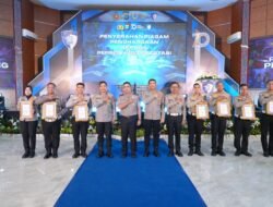 Syukuran Hari Polantas ke 70, Kasat Lantas Polres Pematangsiantar Terima Penghargaan dari Kapolda Sumut.