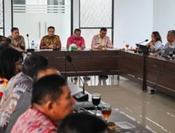 Bupati Humbang Hasundutan Pimpin Rapat Penyesuaian Penyusunan Rancangan APBD 2026