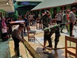 Polsek Serbalawan Evakuasi dan Bersihkan Sisa Banjir yang Rendam 120 Rumah, Nihil Korban Jiwa