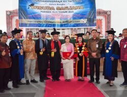 Bupati Humbang Hasundutan di UNITA:Wisuda Bukan Akhir Perjuangan