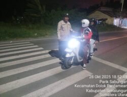“Wujud Nyata Polri Hadir di Tengah Masyarakat: Personel Polsek Dolok Pardamean Gelar Patroli Blue Light Cegah Geng Motor dan Premanisme”