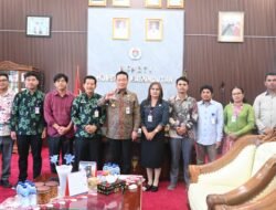 Bupati Humbang Hasundutan Terima Audensi Pentas Seni UPT SMP Negeri 001 Pasar Doloksanggul