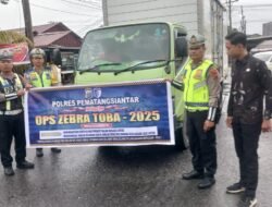 Ops Zebra Toba 2025, Sat Lantas Polres Pematang Siantar Sosialiasi di Jalan Parapat
