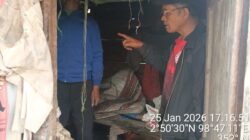 SIKORBAN BELUM DI KEBUMIKAN SIPELAKU GANTUNG DIRI