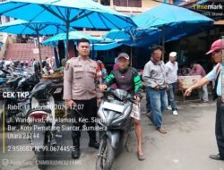 Polres Pematangsiantar Cek TKP Dan Temukan Sepeda motor Warga Didepan Pintu Masuk Pasar Horas