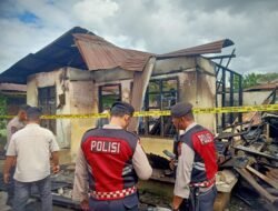 Kapolsek Siantar Marihat Cek Kebakaran Rumah Warga di Kelurahan Sukaraja