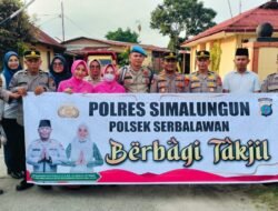 Bulan Penuh Berkah, Polsek Serbelawan Berbagi Takjil