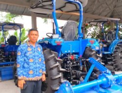 10 Unit Traktor Bantuan Kementerian Pertanian Tiba di Samosir, Siap Dukung Swasembada Beras.