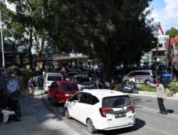 H+2 Lebaran 2026, Menara Pandang Tele Samosir Diserbu Ribuan Pengunjung, Parkiran Overload, UMKM Kebanjiran Rezeki